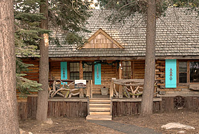 Lucky Tree Cabin, Your Cozy Log Cabin in the Woods